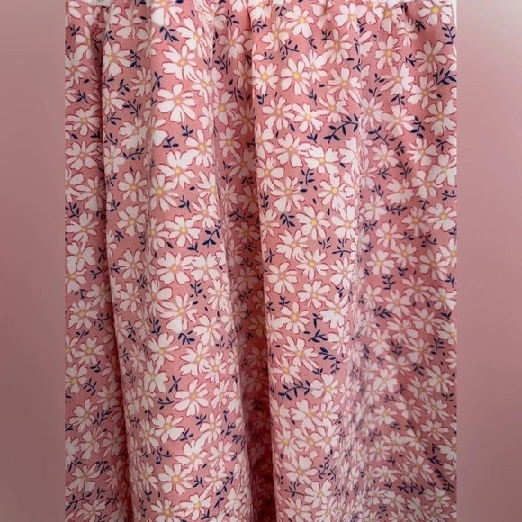 Ditsy Floral Print Guipure Lace Halter Dress - Picture 6 of 6